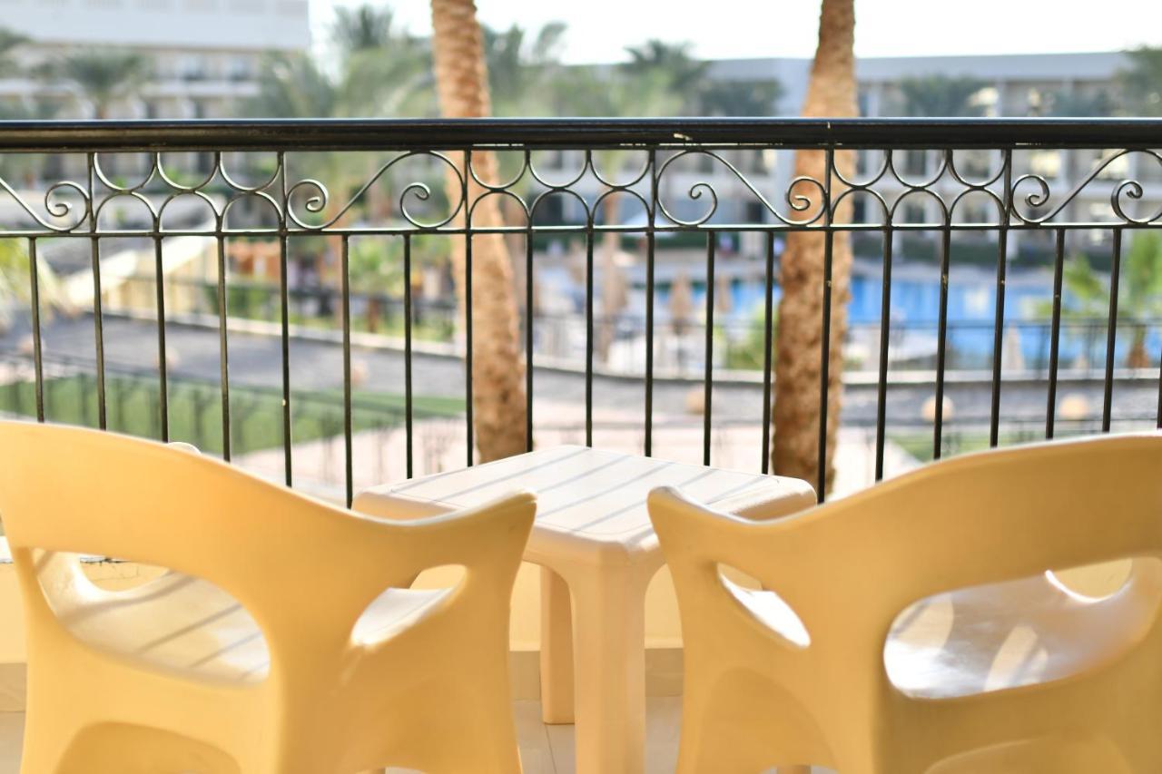 Xperience Kiroseiz Aquapark Premier-Naama Bay Ξενοδοχείο Σαρμ Ελ Σέιχ Εξωτερικό φωτογραφία A balcony